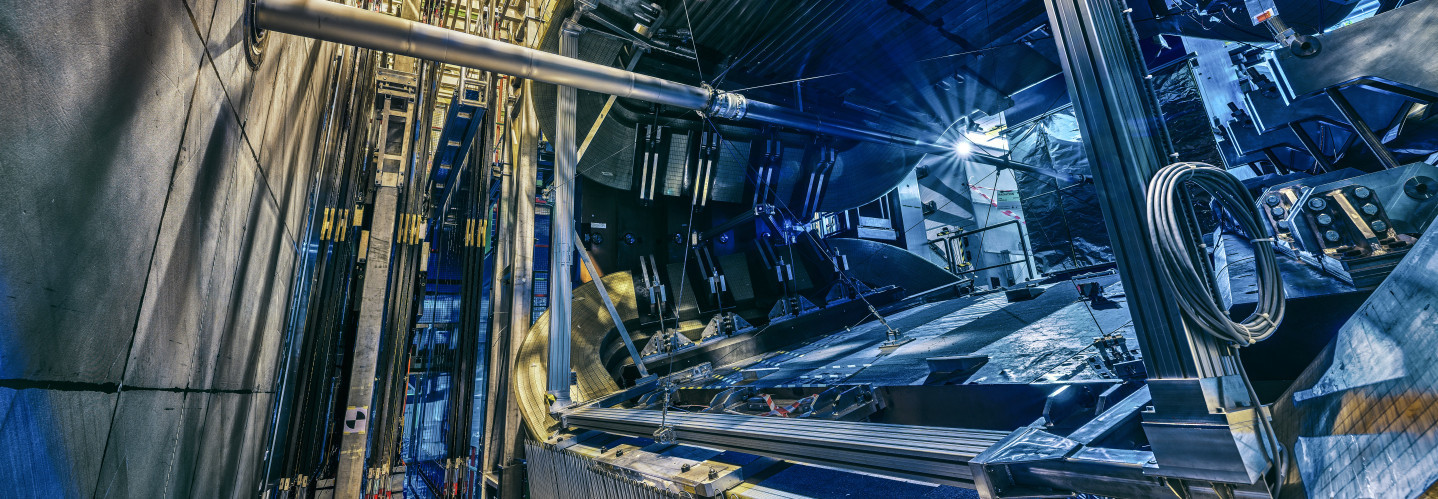 Blick in den Magneten des LHCb-Detektors
